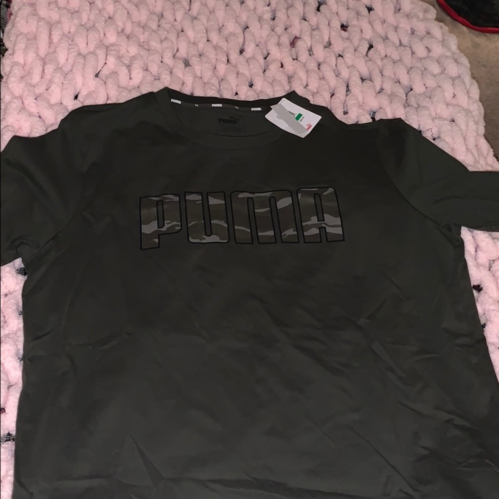 PUMA tshirt